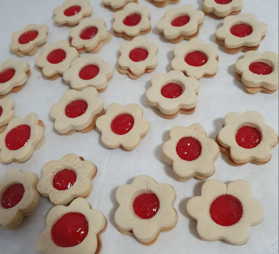 עוגיות סנדוויץ' ריבה